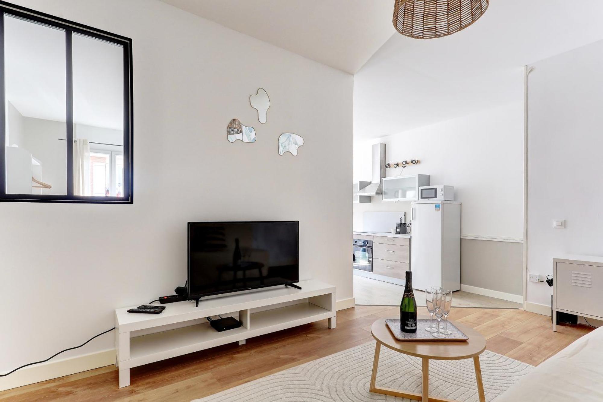 Le Bubbly - Appartement Lumineux De 50M² Эперне Экстерьер фото