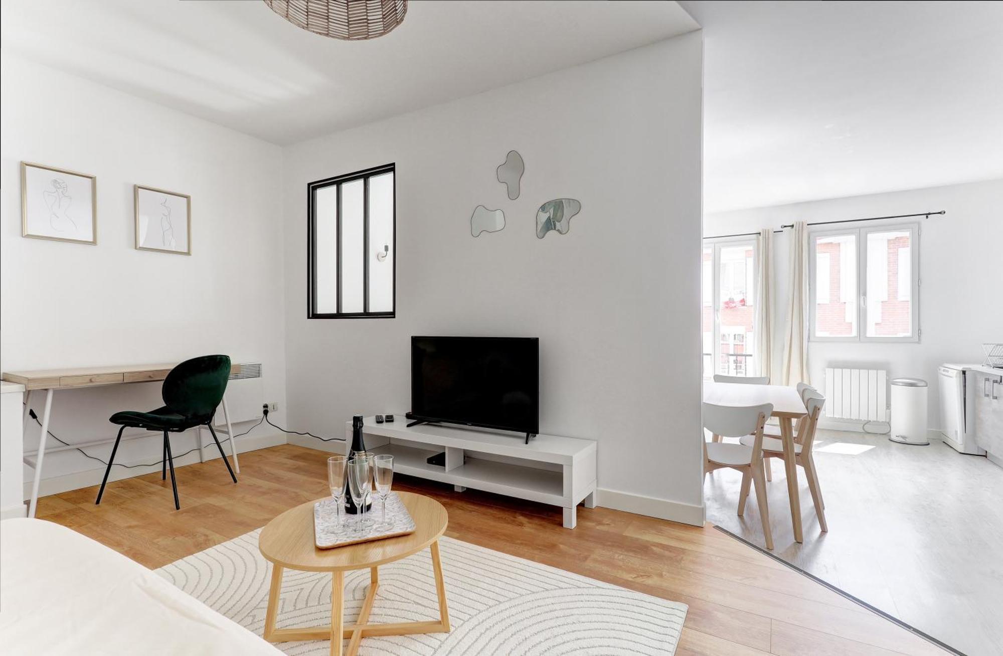 Le Bubbly - Appartement Lumineux De 50M² Эперне Экстерьер фото